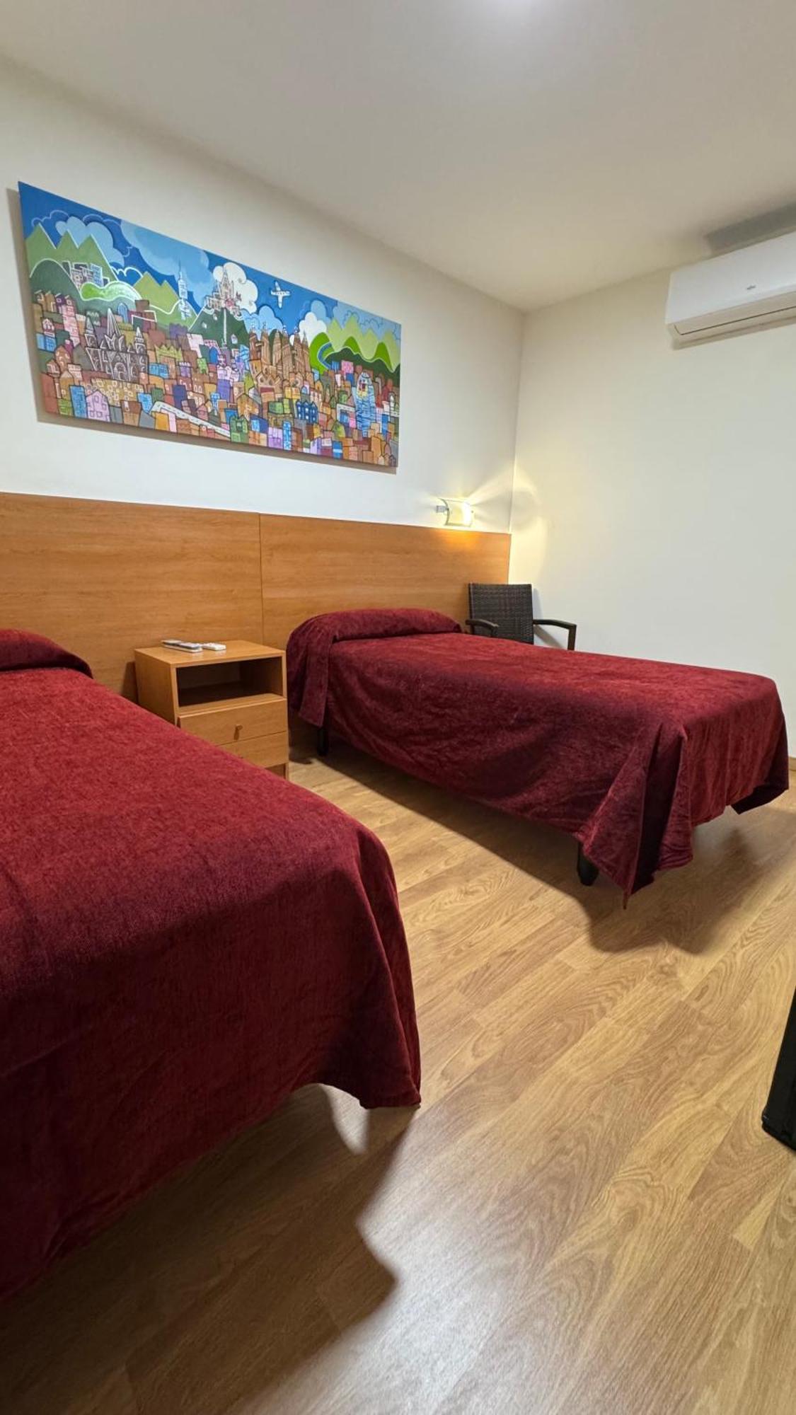 Hostal Madrazo Барселона Экстерьер фото