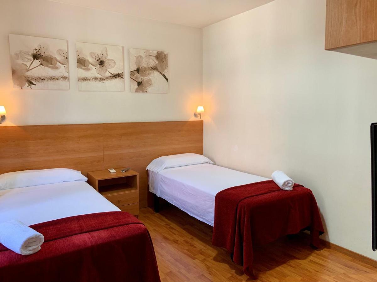 Hostal Madrazo Барселона Экстерьер фото