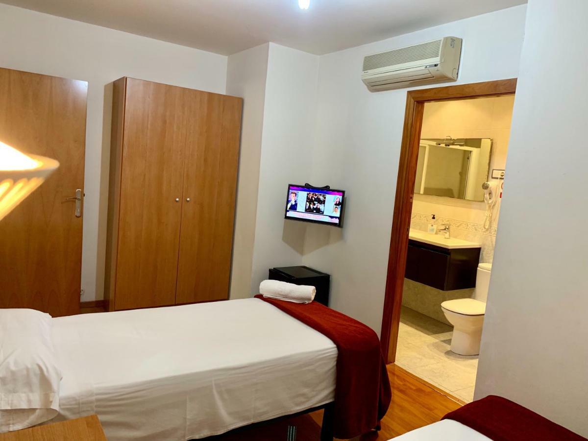 Hostal Madrazo Барселона Экстерьер фото